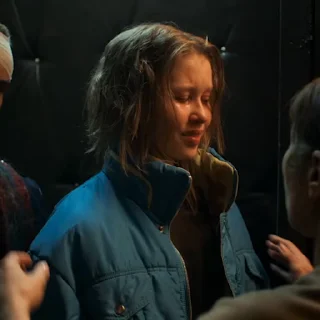😭