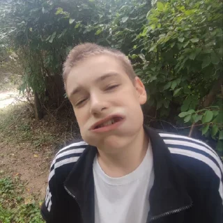 🥴