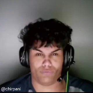 😐