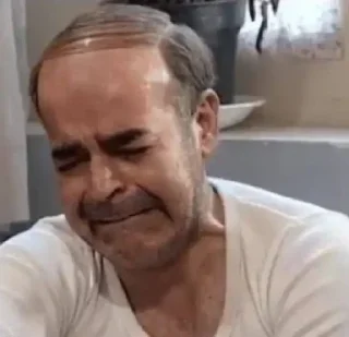 😭