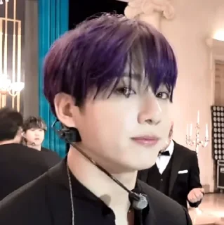 😐
