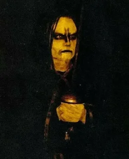 👺