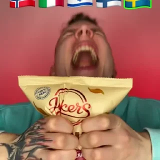 👹