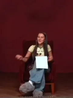 ✋
