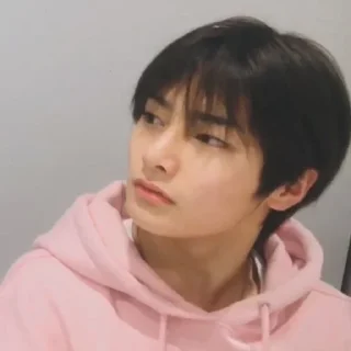 🤨