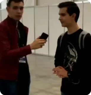 🥴