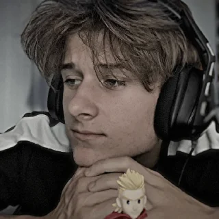 😔
