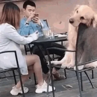 ☹