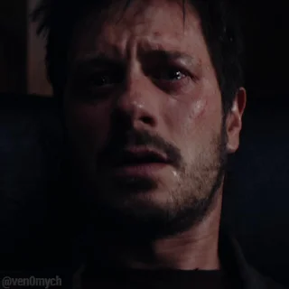 😭