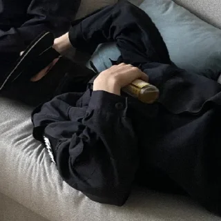 😴