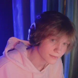 😮