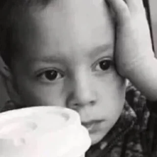 😥