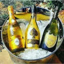 🥂
