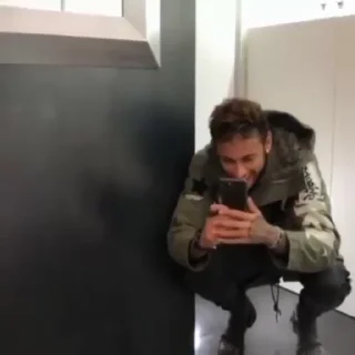 😐