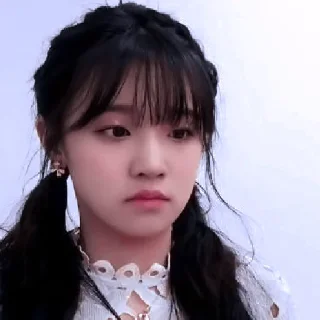 😐