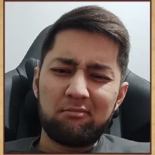 🗿