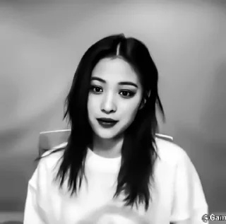 ⬛