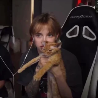 🤗