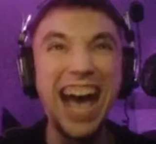 😂
