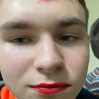 😘
