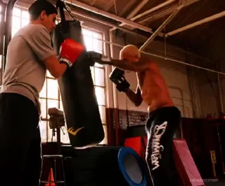 🥊