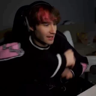 🥳