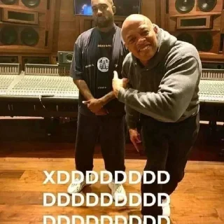 😂