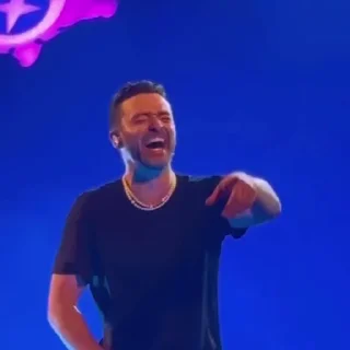 😄