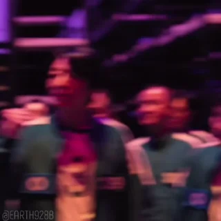 😶