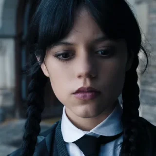 😐