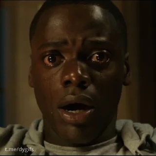😢