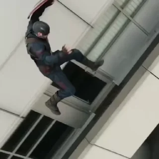 👊