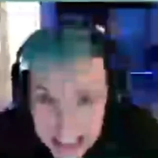 😡