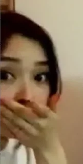 🤭