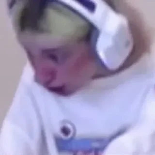 😡