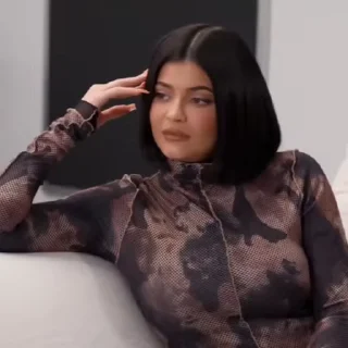 😐