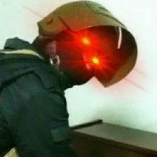 😡