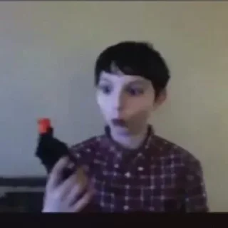 😳
