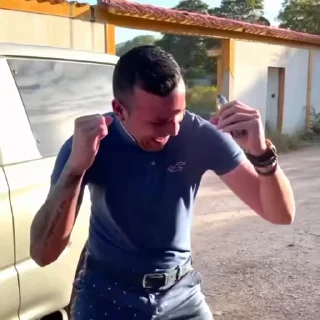 😎