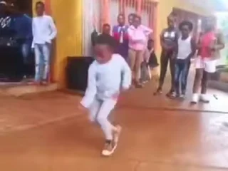 😎
