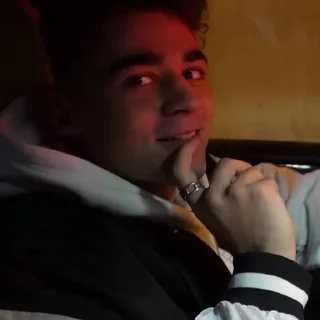 😏