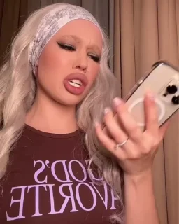 💋