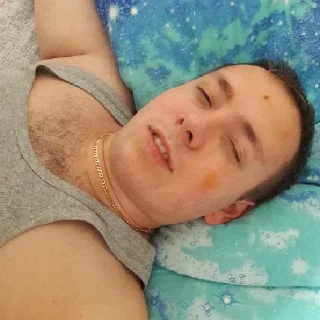 😴