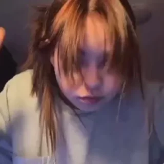😐