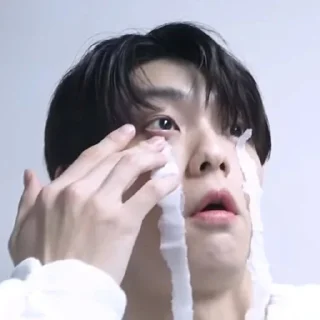 😢