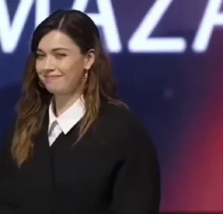 😢