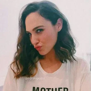 😘