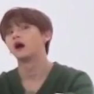😮
