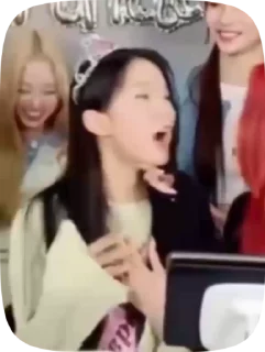😲