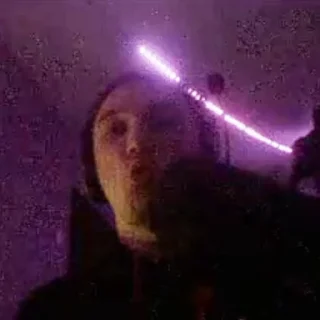 😗
